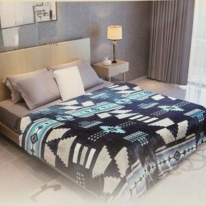 New flannel Blanket thick king size navy gray Aztec American Native